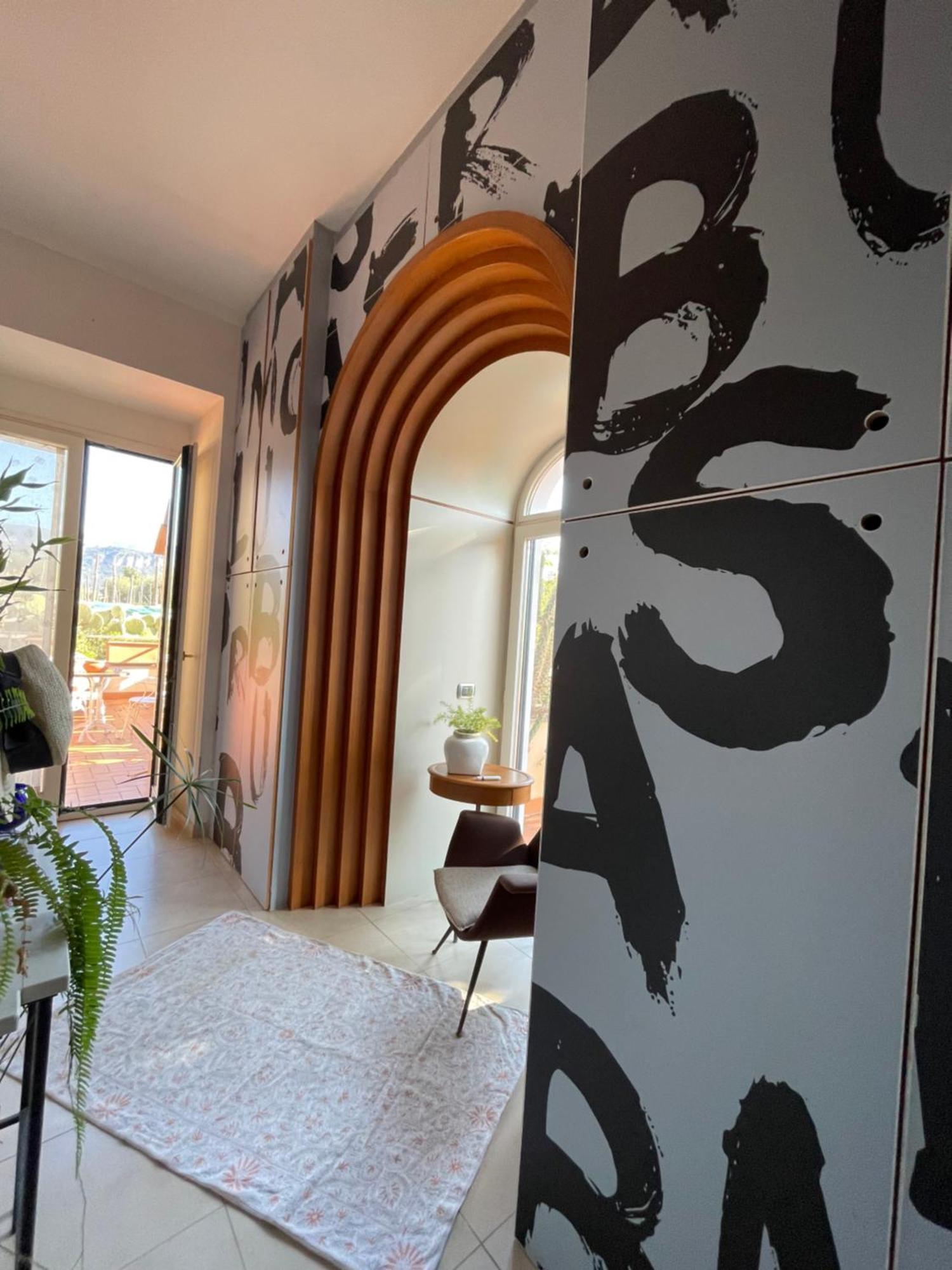 Domus Felix Bed & Breakfast ซอร์เรนโต ภายนอก รูปภาพ