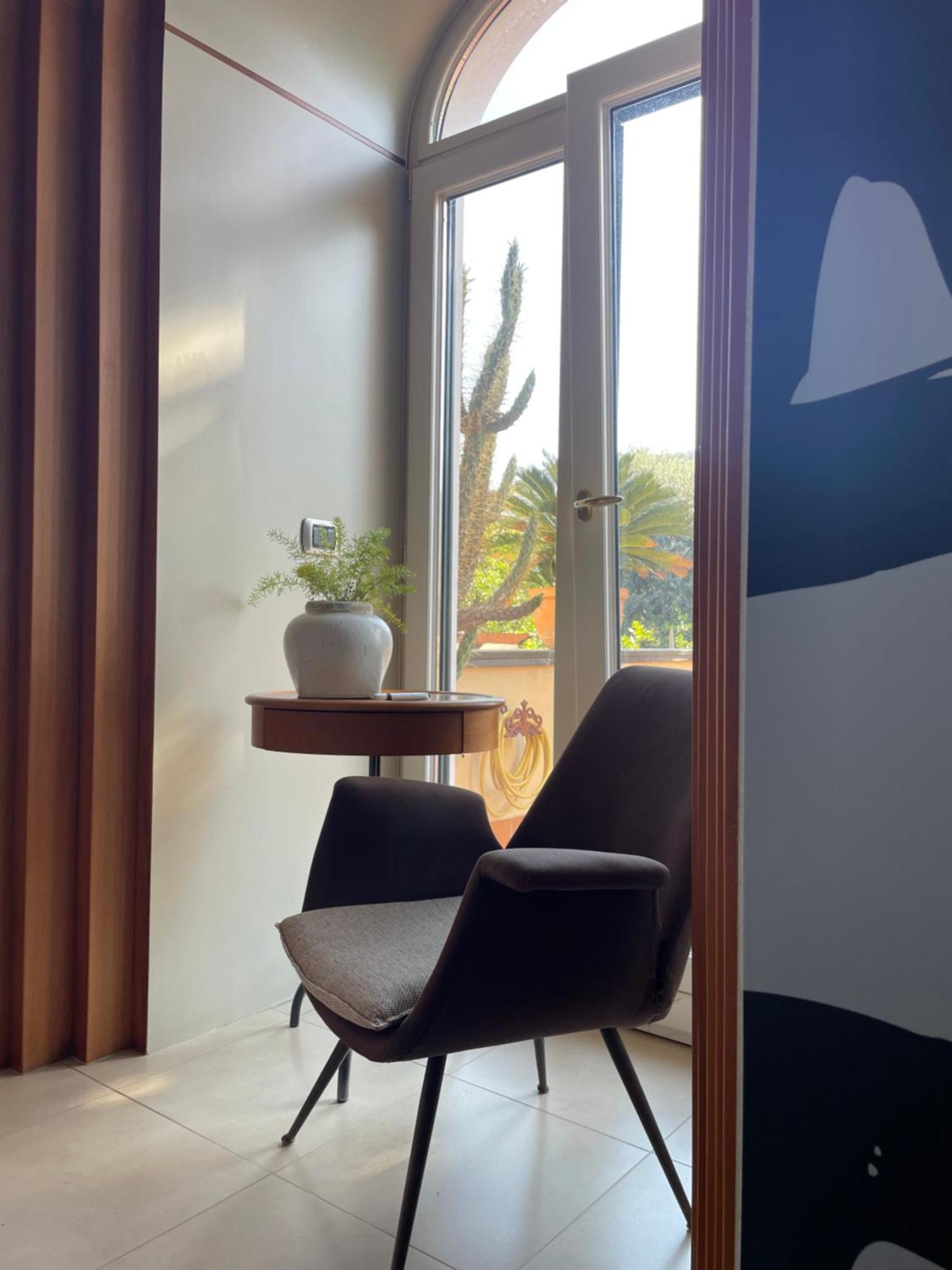 Domus Felix Bed & Breakfast ซอร์เรนโต ภายนอก รูปภาพ