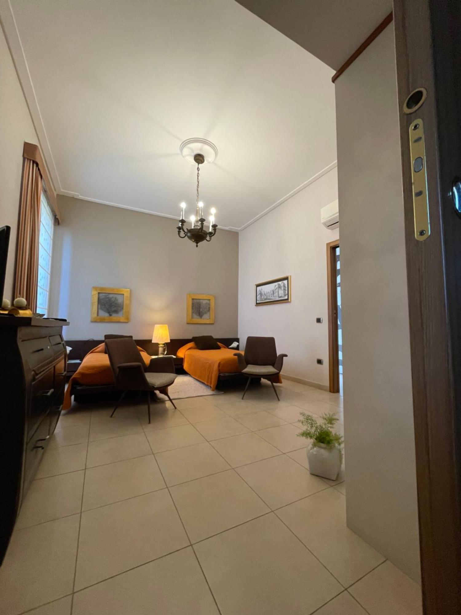 Domus Felix Bed & Breakfast ซอร์เรนโต ภายนอก รูปภาพ