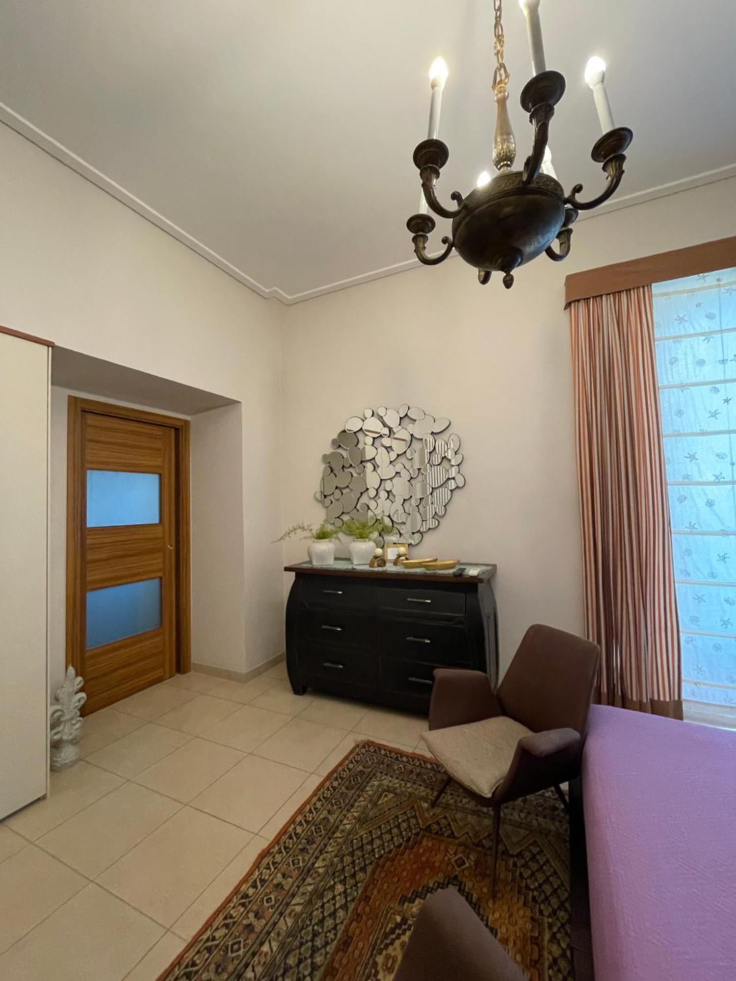 Domus Felix Bed & Breakfast ซอร์เรนโต ภายนอก รูปภาพ